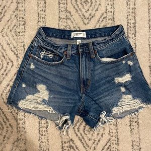 Abercrombie & Fitch Jean shorts